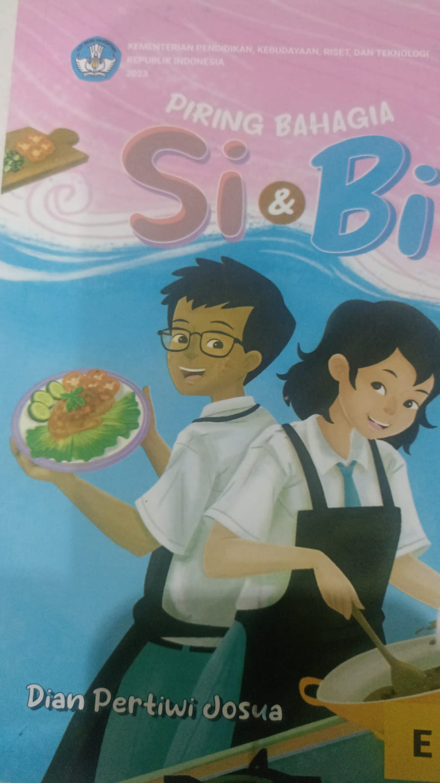 Piring Bahagia Si dan Bi